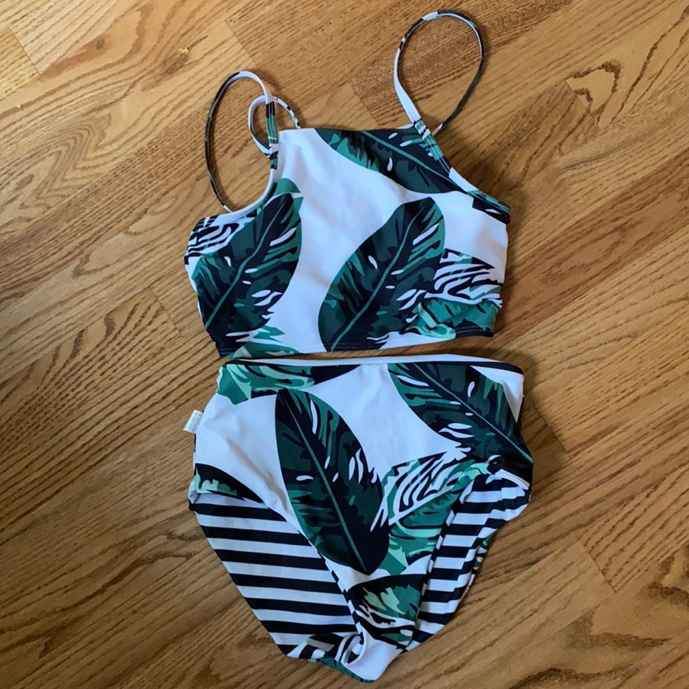 Women’s 2 piece swimsuit
